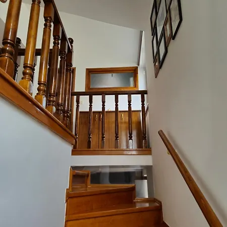 Private Townhouse Near Arena Apartamento Pula