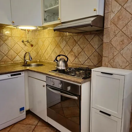 Private Townhouse Near Arena Apartamento