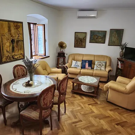 Zofija Apartment, A 5 Min Walk From The Arena Апартаменты