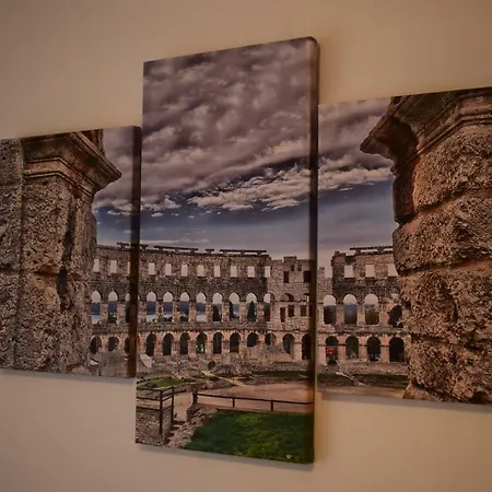 Апартаменты Zofija Apartment, A 5 Min Walk From The Arena *